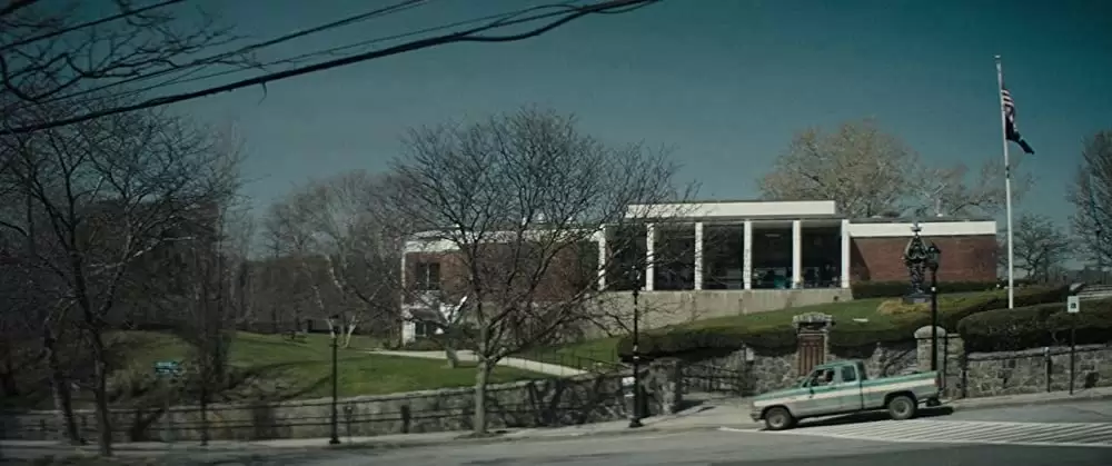 孤独なふりした世界での画像