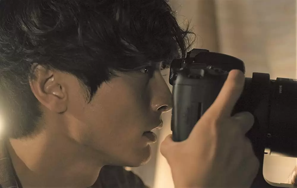 アンダー・ユア・ベッドの画像