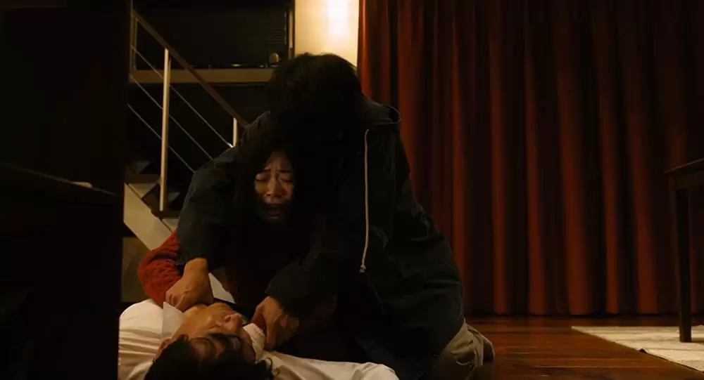 アンダー・ユア・ベッドの画像