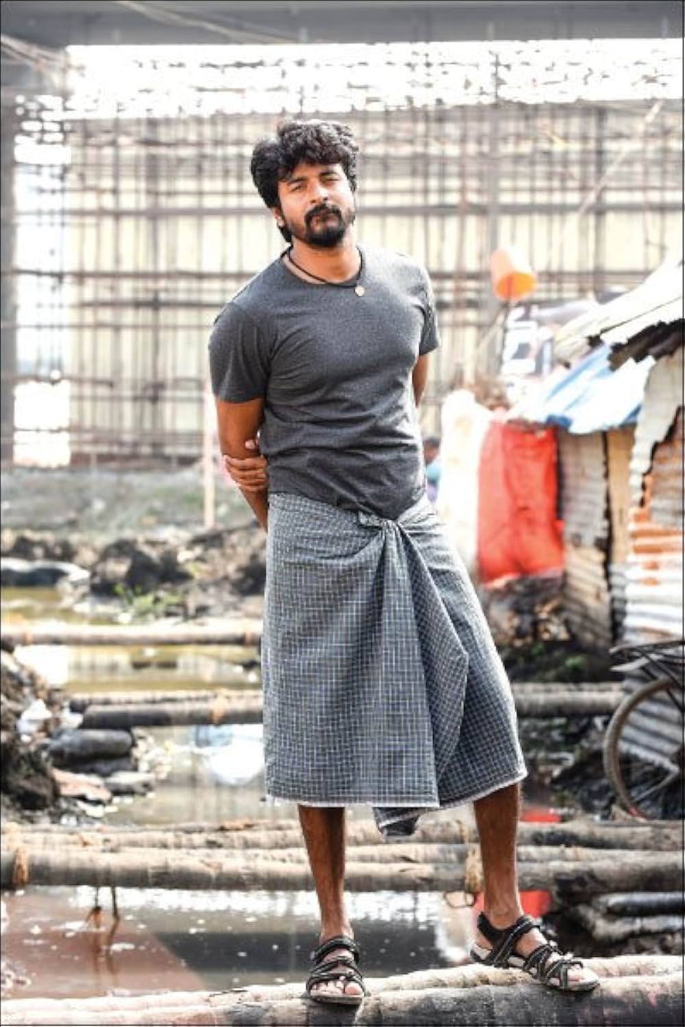 Velaikkaran（原題）の画像