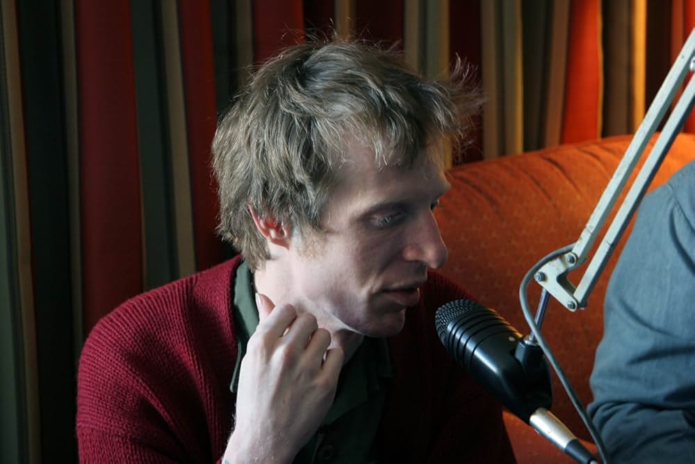 Resurrect Dead: The Mystery of the Toynbee Tiles（原題）の画像