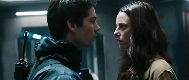 「メイズ・ランナー：最期の迷宮」カヤ・スコデラーリオ & ディラン・オブライエンの画像