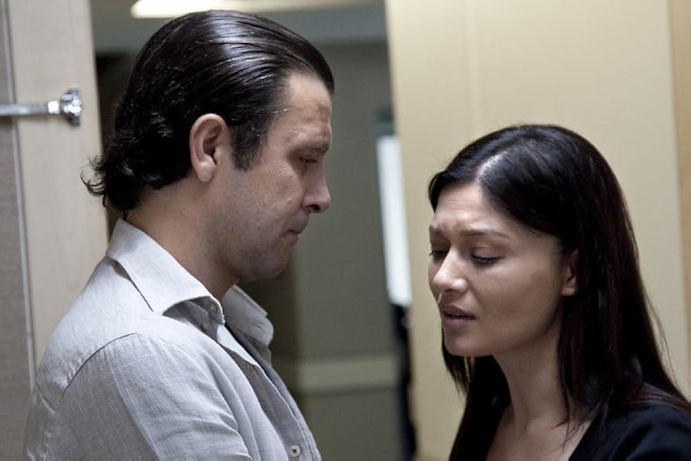 プラタナスの樹の下での画像