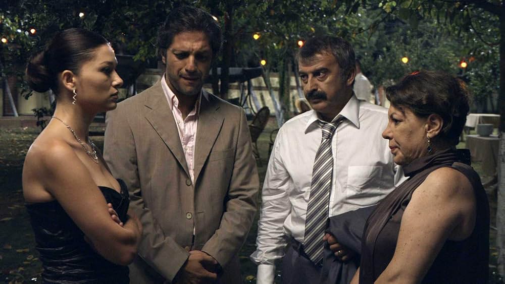 プラタナスの樹の下での画像