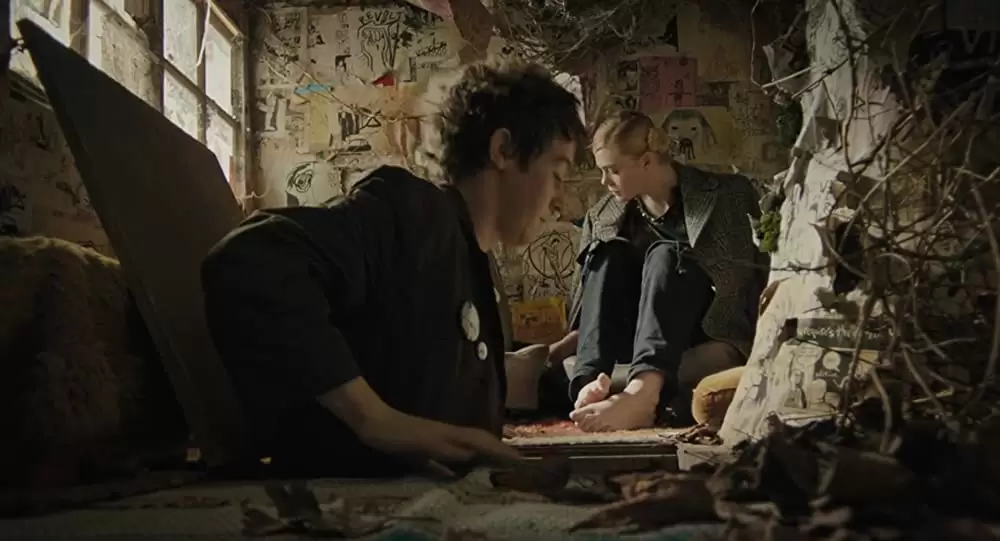 「パーティで女の子に話しかけるには」エル・ファニング & Alex Sharpの画像