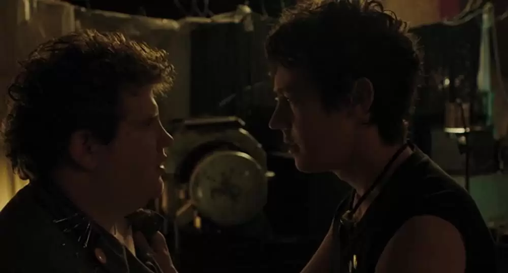 「パーティで女の子に話しかけるには」Alex Sharpの画像