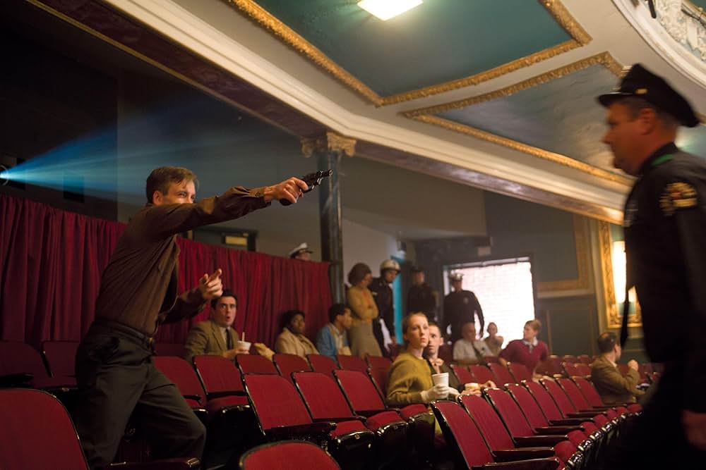 ケネディ大統領を殺した男の画像