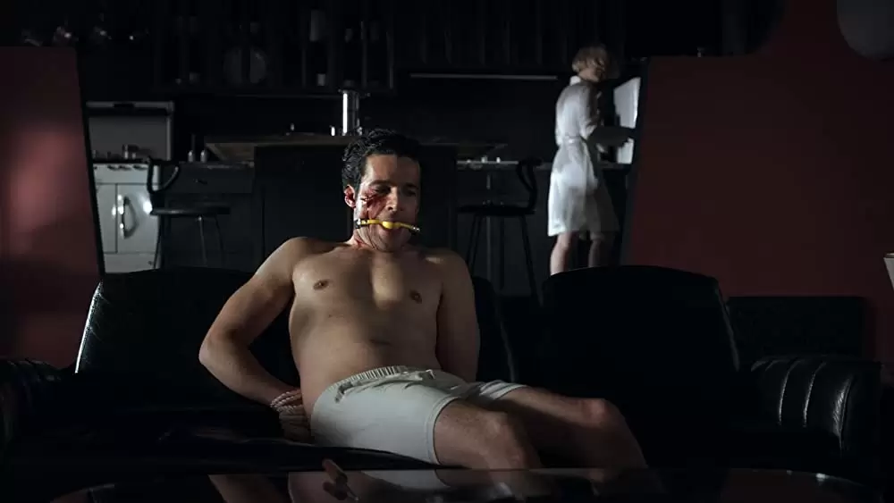 ピアッシングの画像