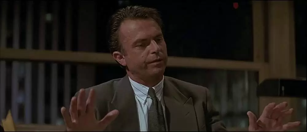 「透明人間」サム・ニールの画像