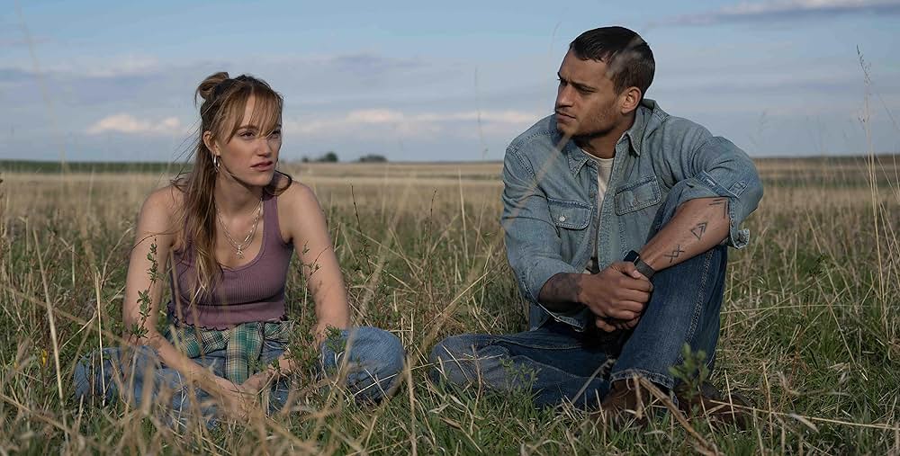 Reminders of Him（原題）の写真