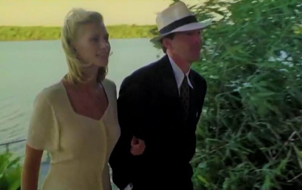 囁いて、もっとの画像