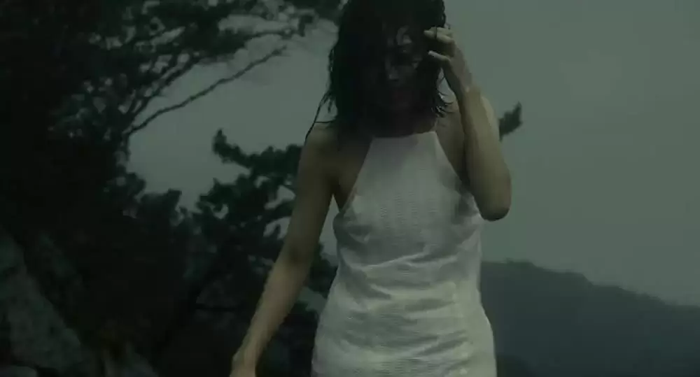 女が眠る時の画像