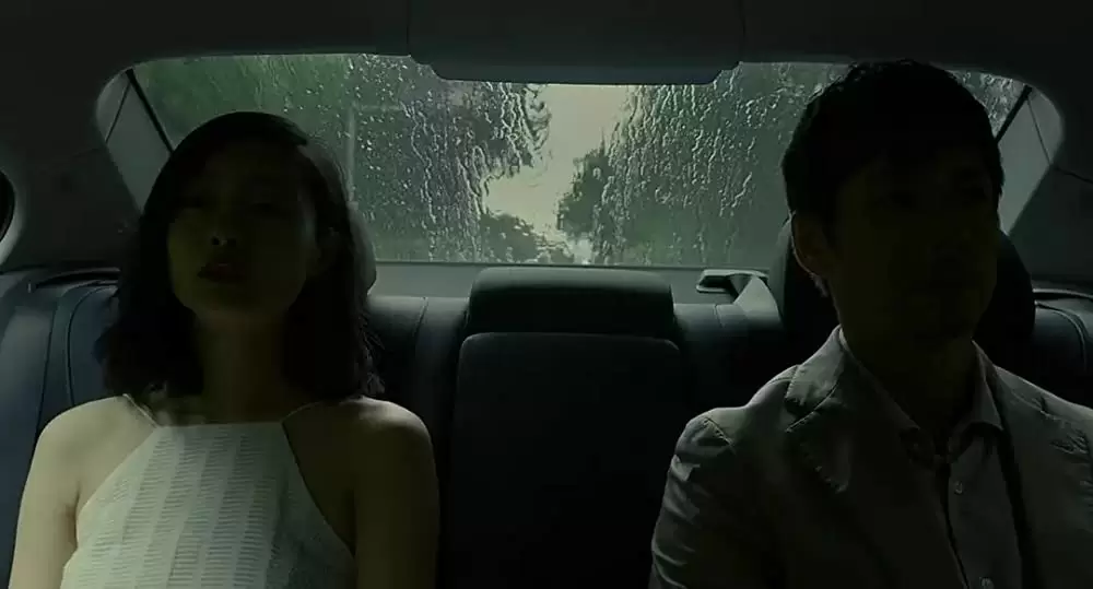 女が眠る時の画像