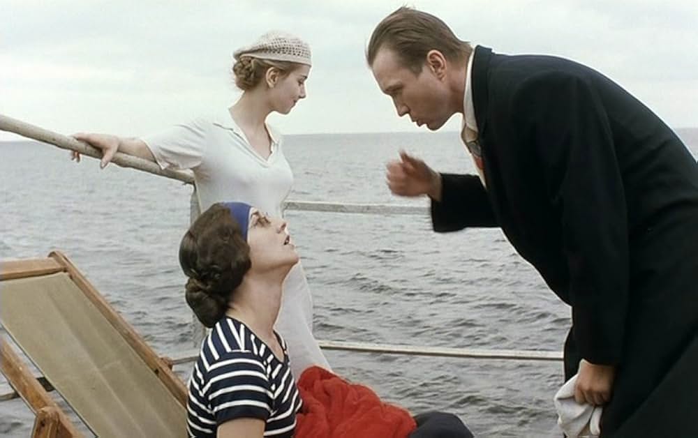 His Wife’s Diary （作家の妻の日記）の画像