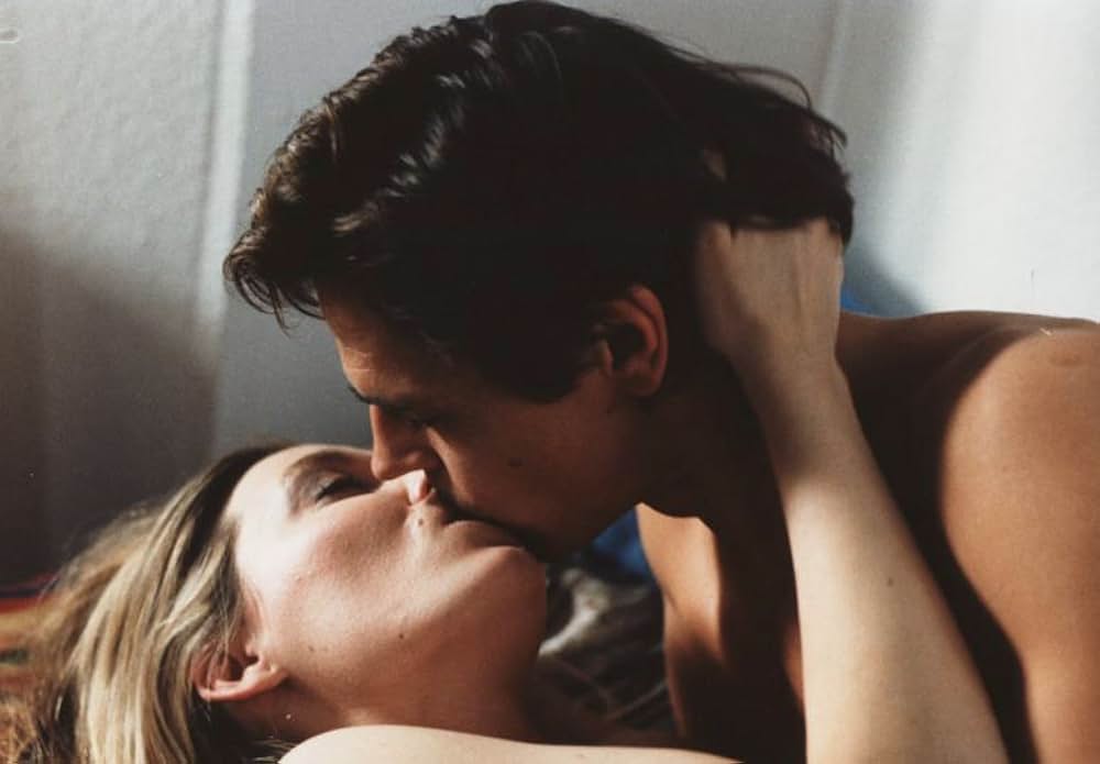 マーダー・イン・ザ・ダーク／夜よ、血をあらえの画像