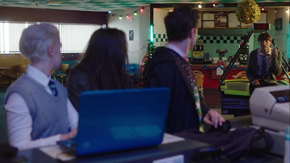 アナと世界の終わりの画像