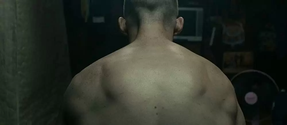 「暁に祈れ」ジョー・コールの画像