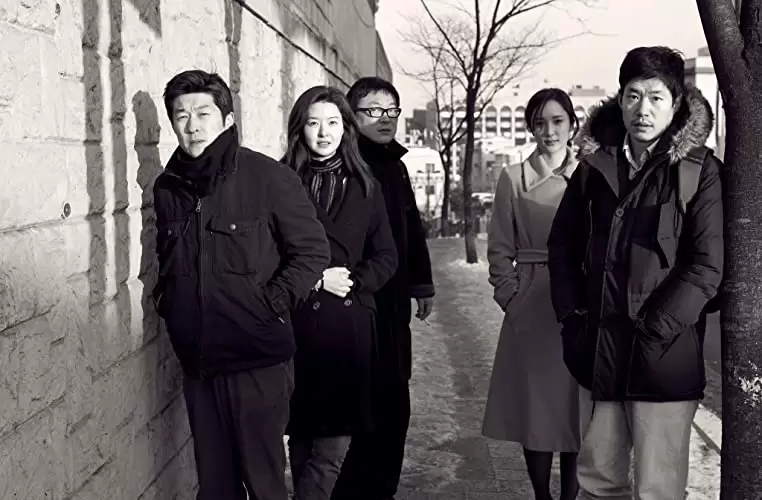 次の朝は他人の画像