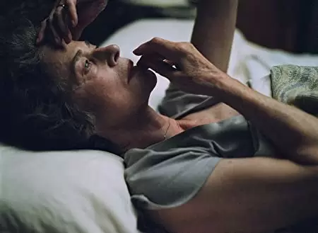 「ともしび」シャーロット・ランプリングの画像