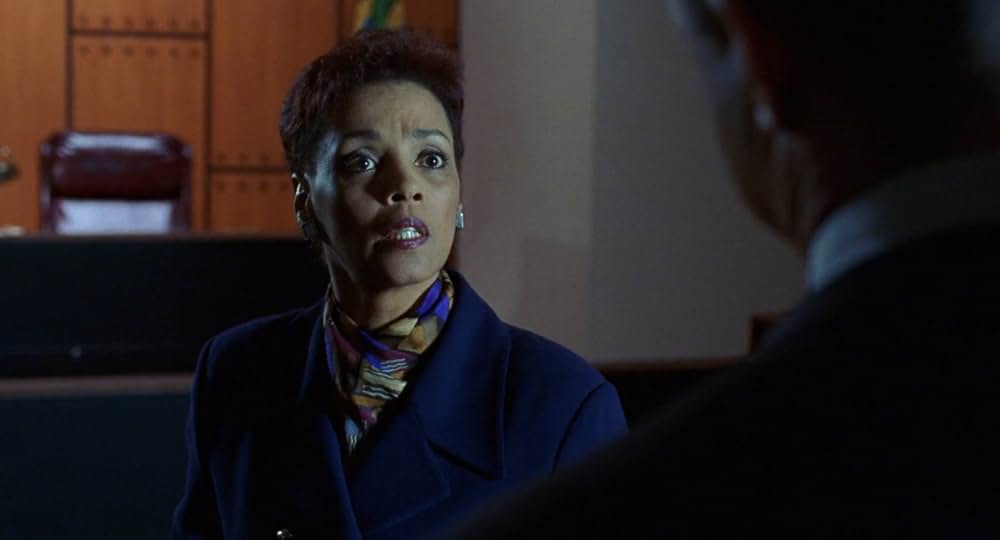 スナイパー 連続狙撃犯の画像