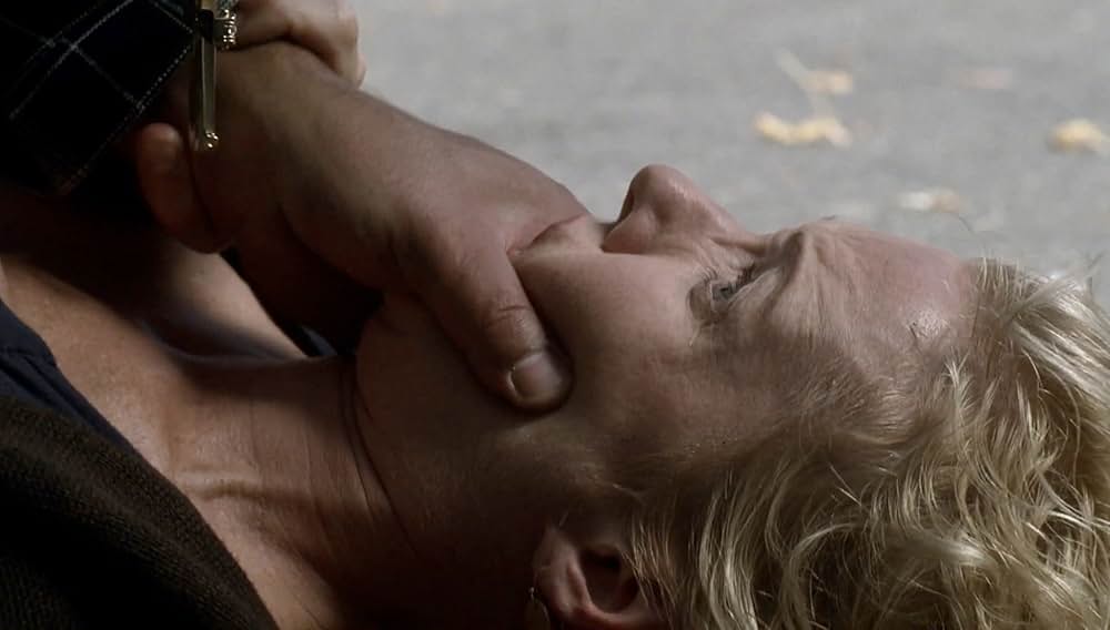 女教師グロリアの画像