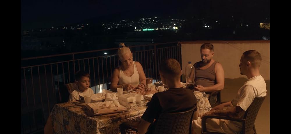 ヴィットリア 抱きしめての画像