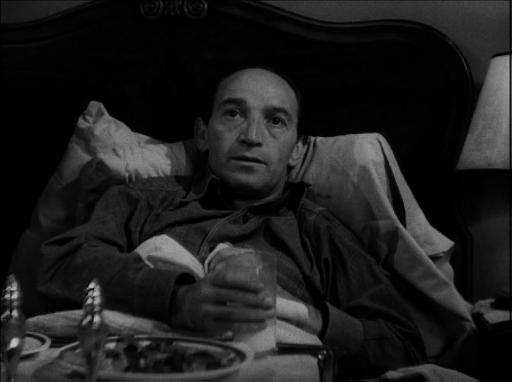 仮面の裏側の画像