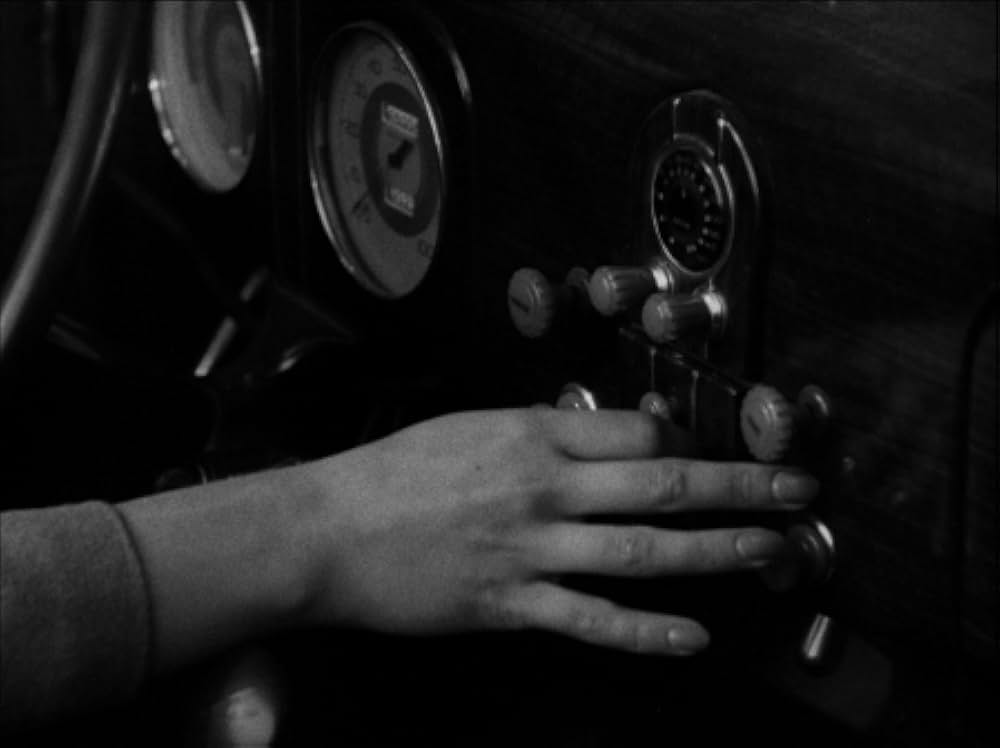 仮面の裏側の画像