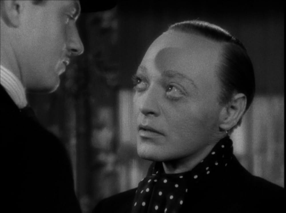 仮面の裏側の画像