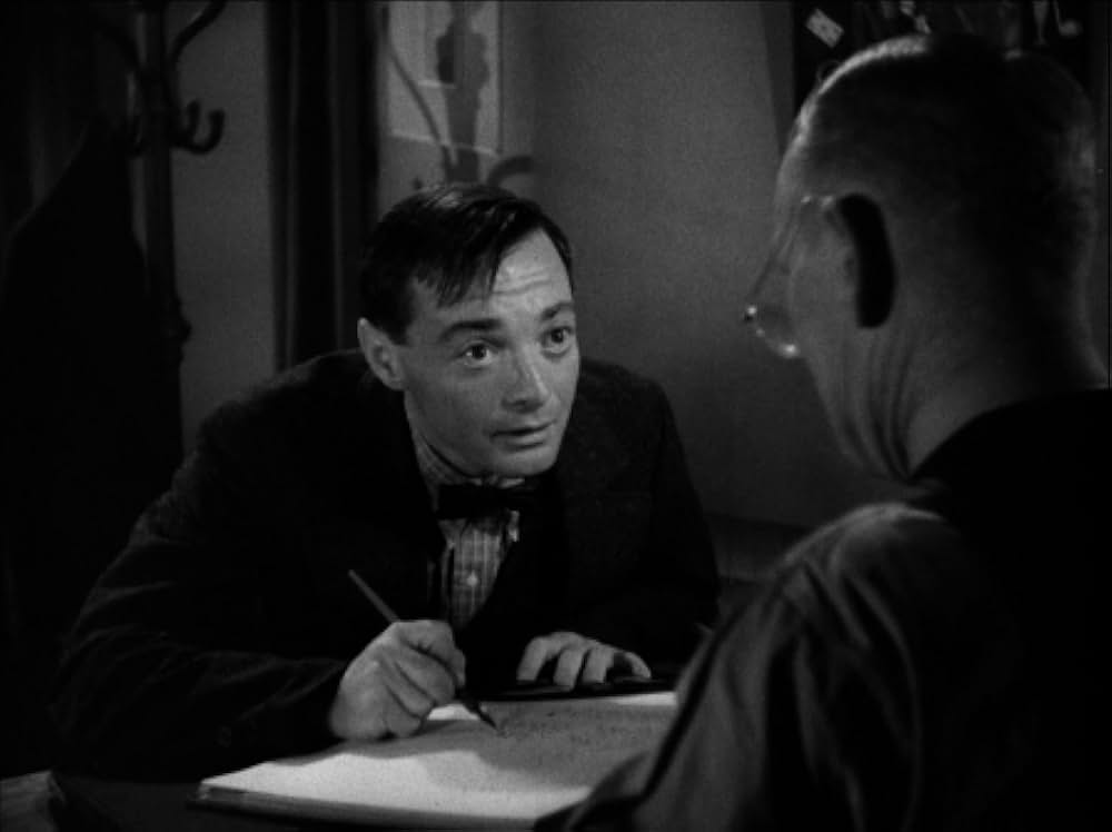 仮面の裏側の画像