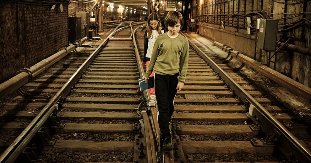 見えない空の下での画像