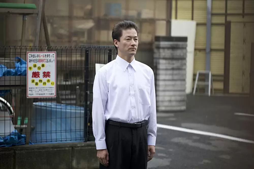 「淵に立つ」浅野忠信の画像