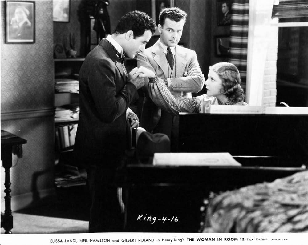 十三号室の女の画像