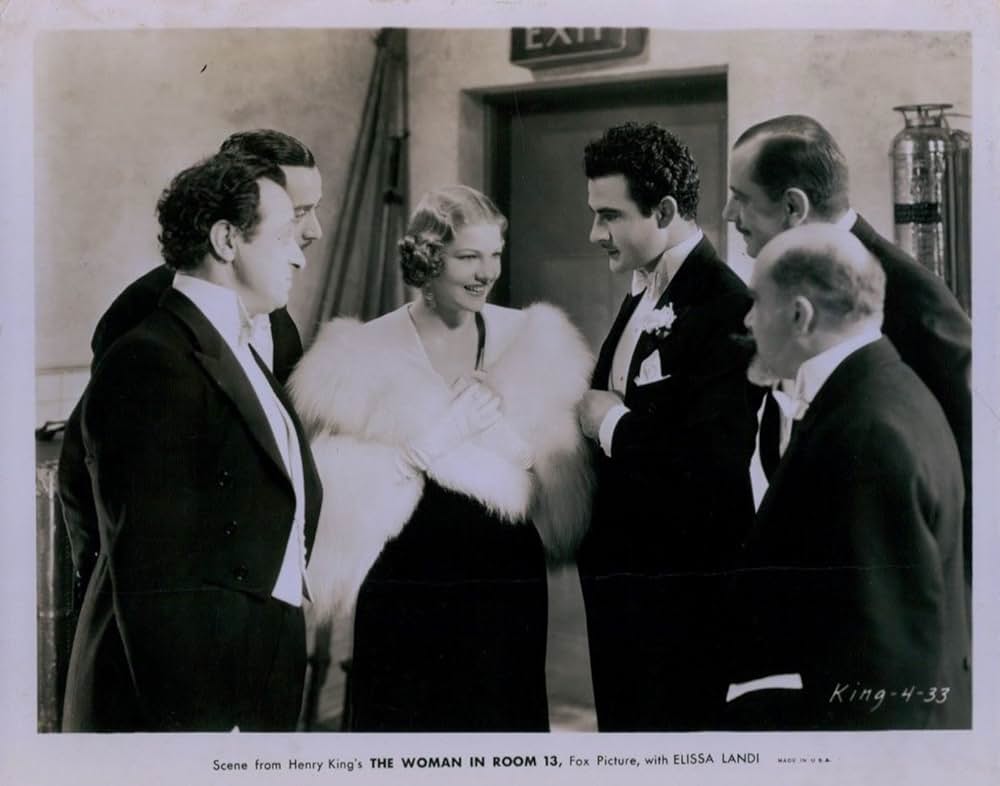 十三号室の女の画像