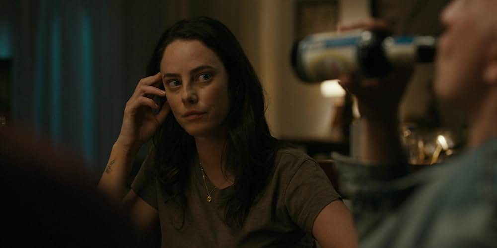 Adulthood（原題）の画像