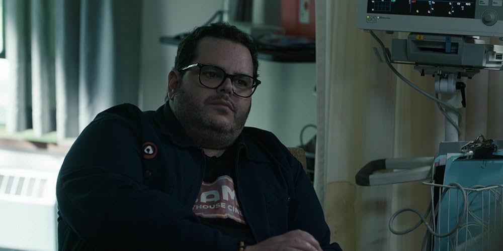 Adulthood（原題）の画像