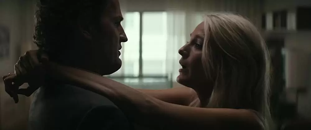 かごの中の瞳の画像