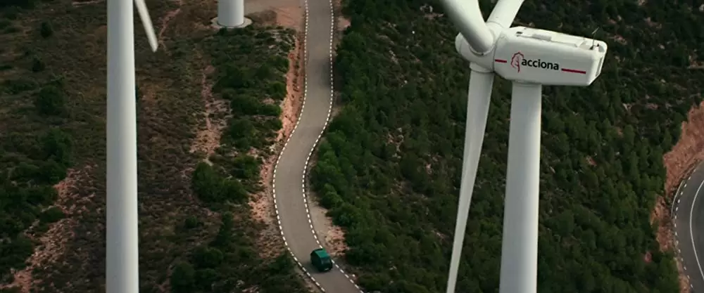 かごの中の瞳の画像