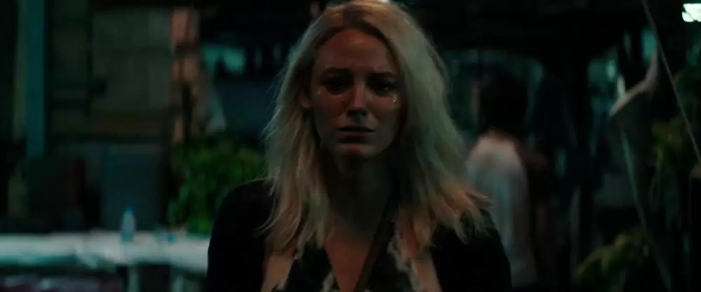 かごの中の瞳の画像