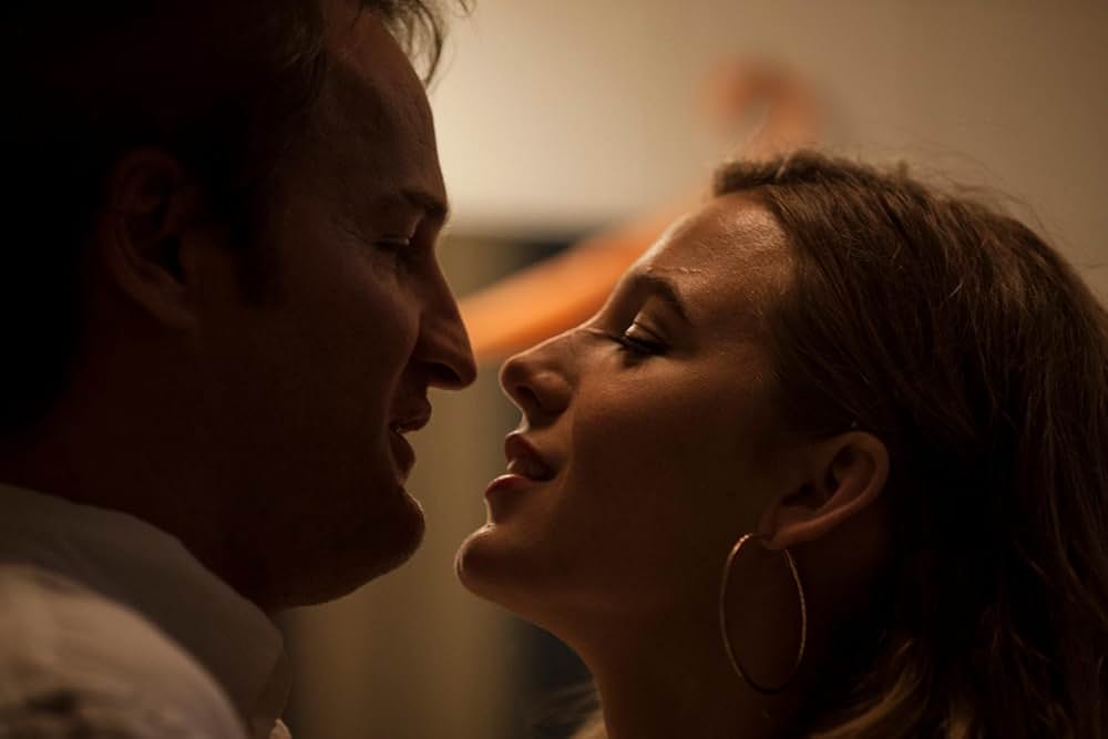 かごの中の瞳の画像