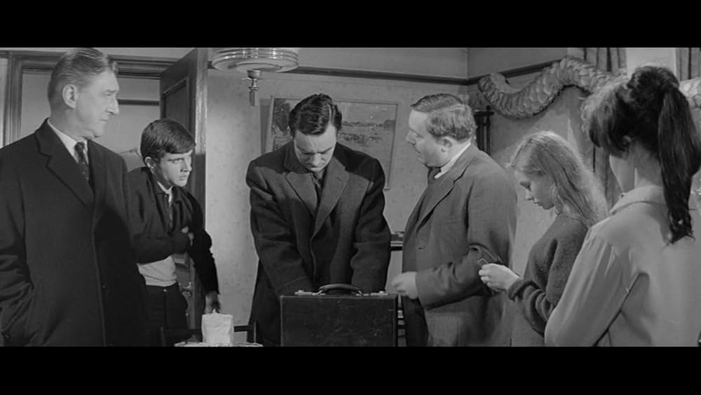 80,000 Suspects（原題）の画像