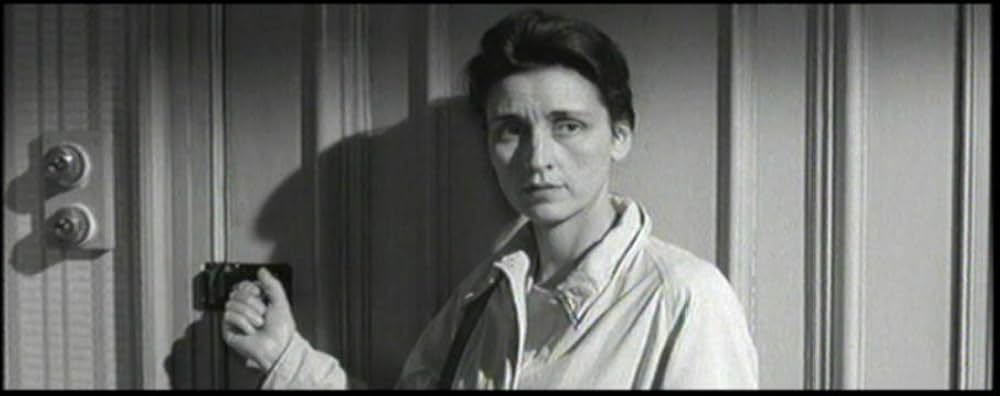 No Love For Johnnie（原題）の画像