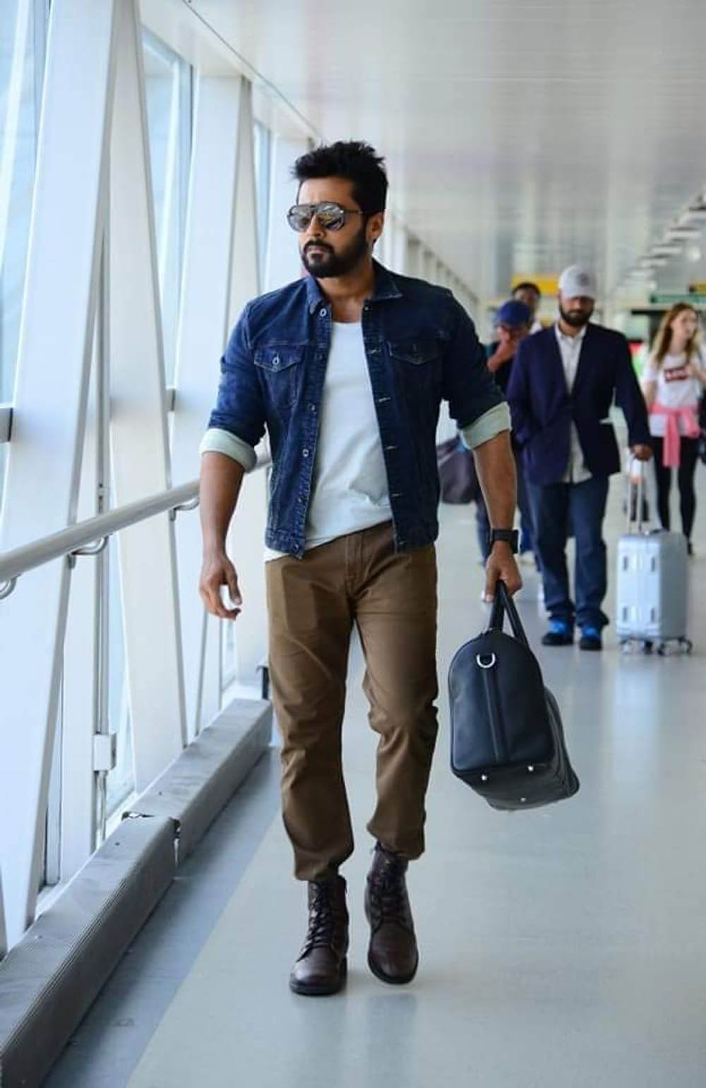 Kaappaan（原題）の画像