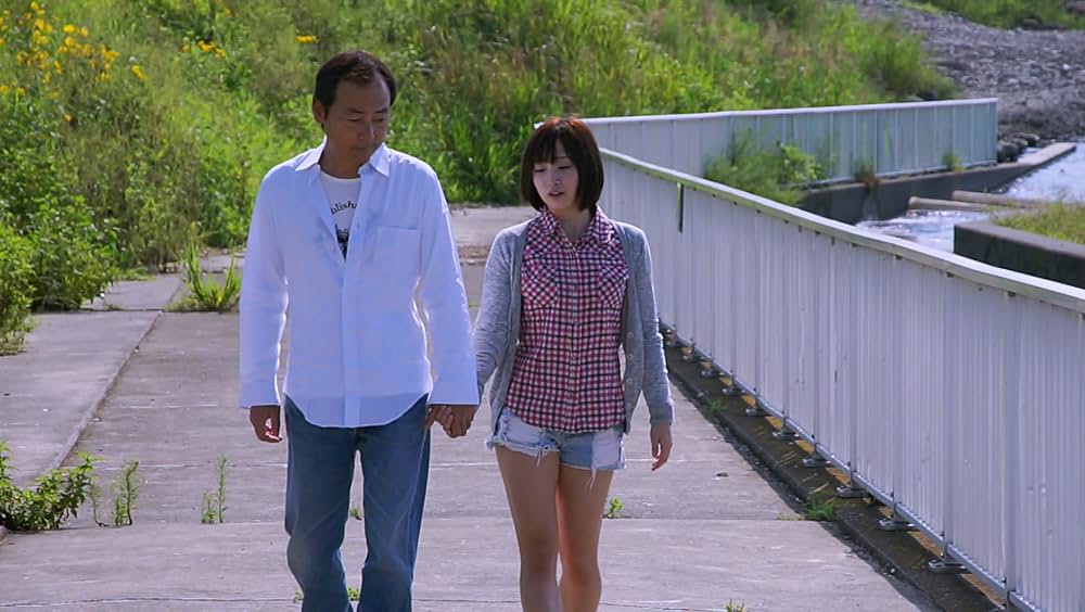 黒下着の女 欲情の赤い蜜の画像