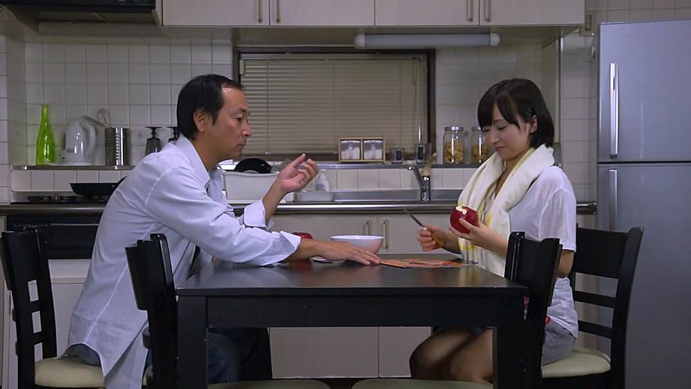 黒下着の女 欲情の赤い蜜の画像