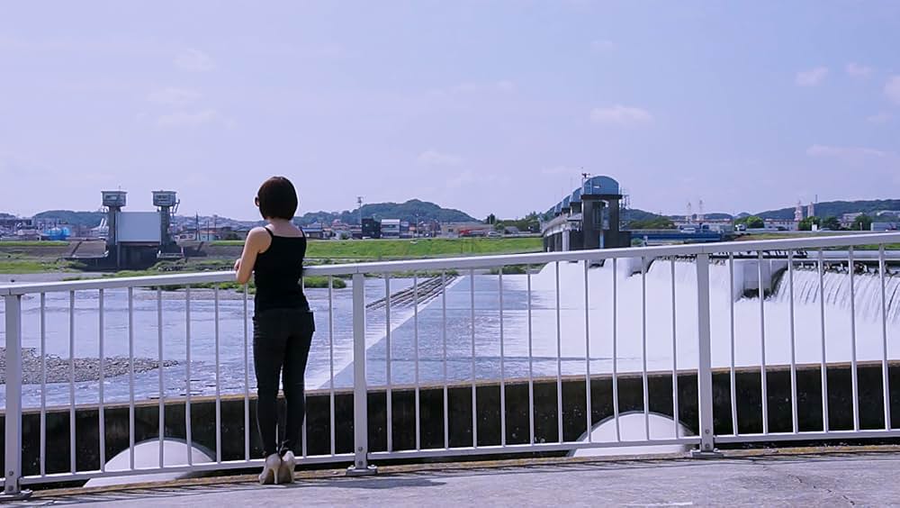 黒下着の女 欲情の赤い蜜の画像