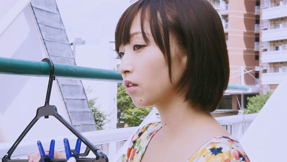 黒下着の女 欲情の赤い蜜の画像