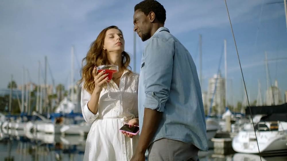 Caged（原題）の画像