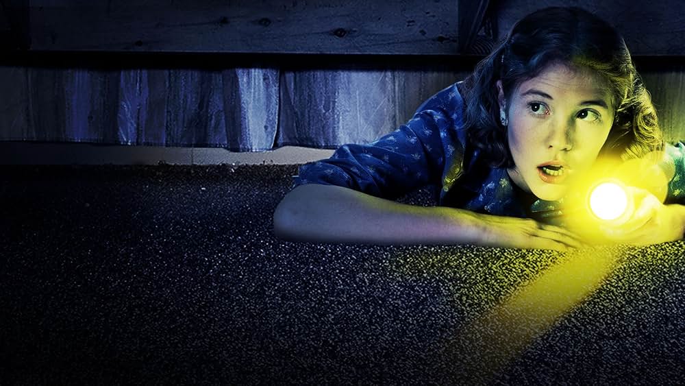 ベッドの下はふしぎの国の画像