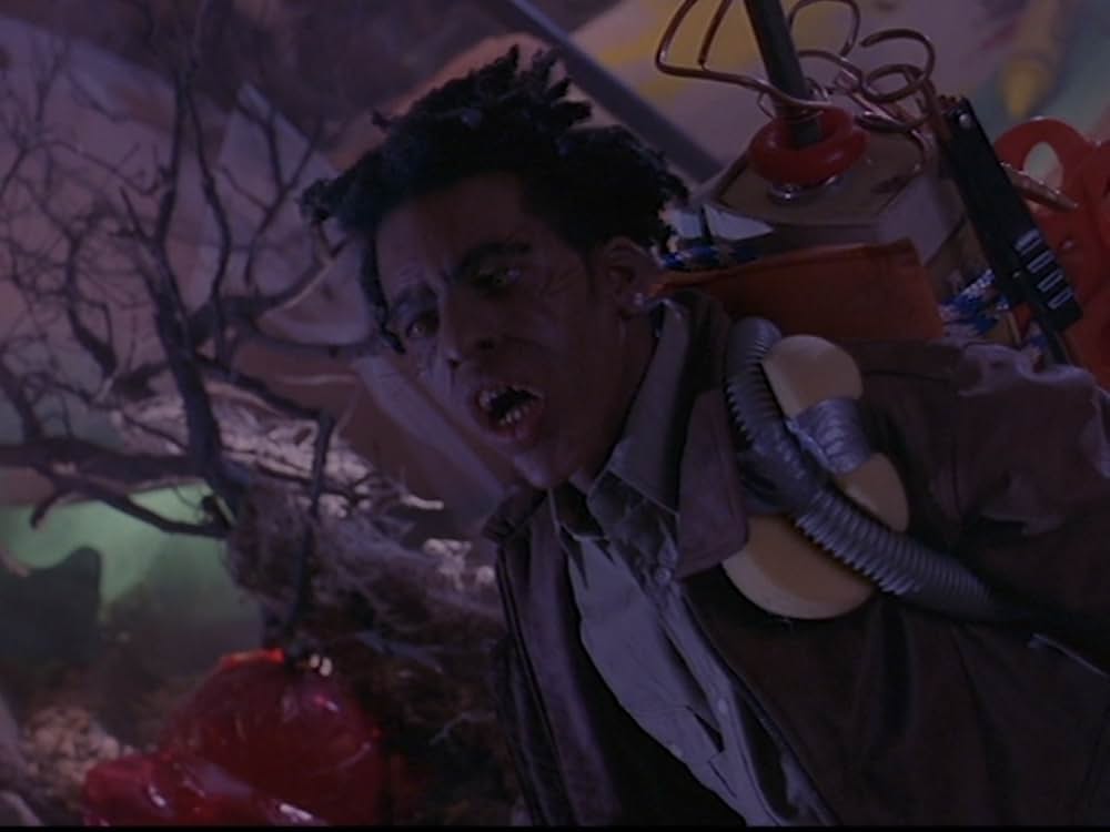 ベッドの下はふしぎの国の画像